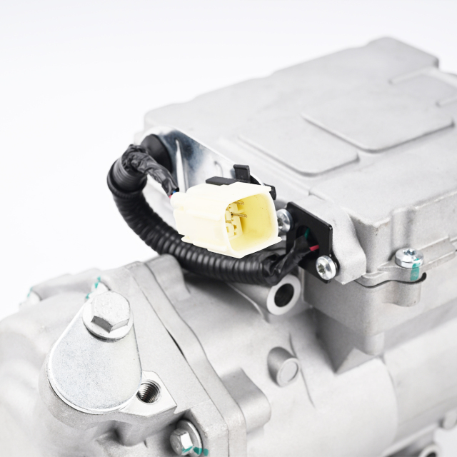 侠庚 XG110689 电动压缩机 | 适配比亚迪秦EV | NEH27平台 | CAN总线 200-450V