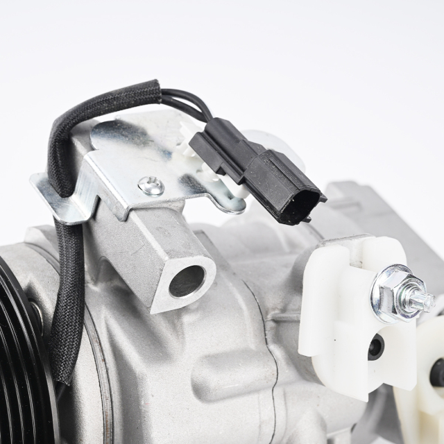 侠庚 XG110058 空调压缩机 | 适配福特翼搏/嘉年华 | OE H1BH19D629CA