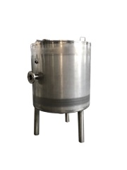 Material balance tank