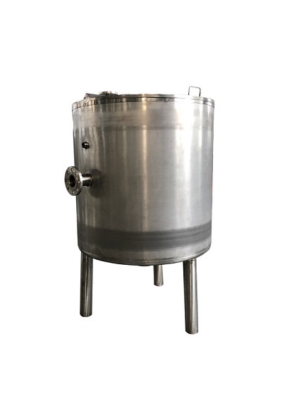 Material balance tank