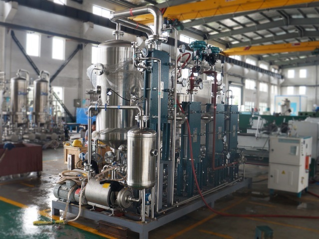 Skid mounted evaporating unit
