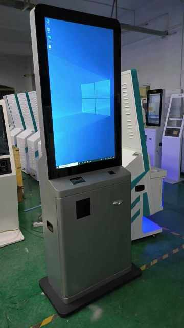 SS07 Hotel Self-Service Check-In Kiosk with Barcode Scanner