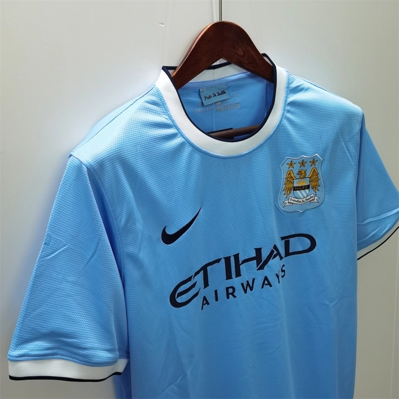 2013-14 MANCHESTER CITY HOME