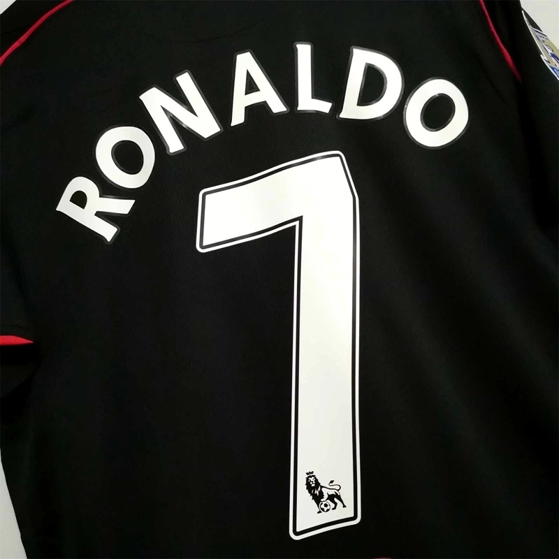 2007-08 MANCHESTER UNITED AWAY