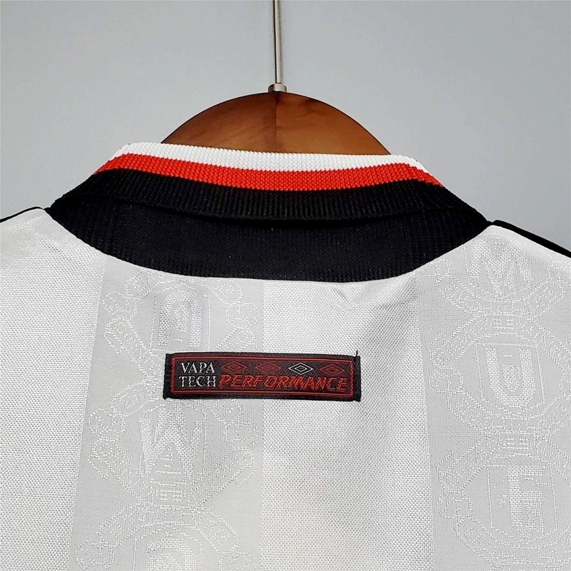 1998-99 MANCHESTER UNITED AWAY