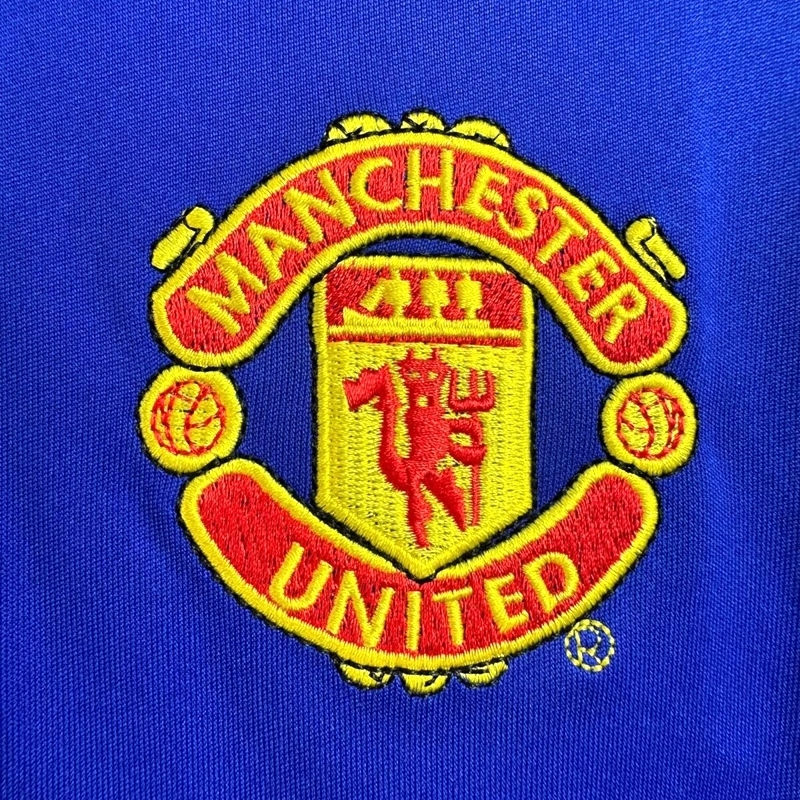 2002-03 MANCHESTER UNITED THIRD AWAY