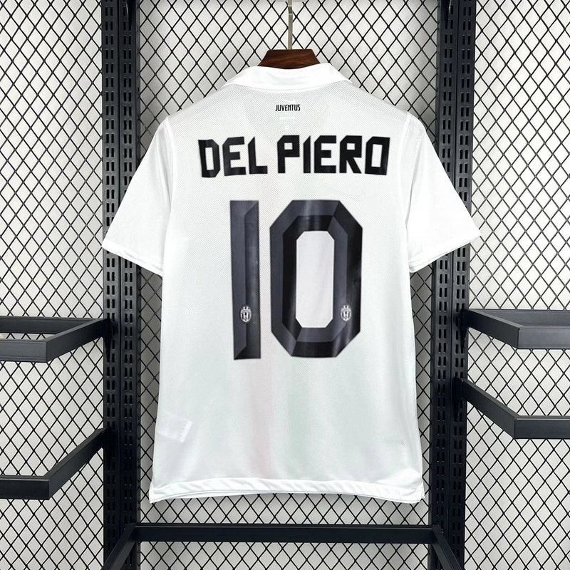 2010-11 JUVENTUS AWAY