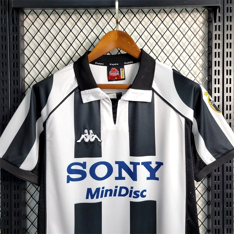 1997-98 JUVENTUS HOME