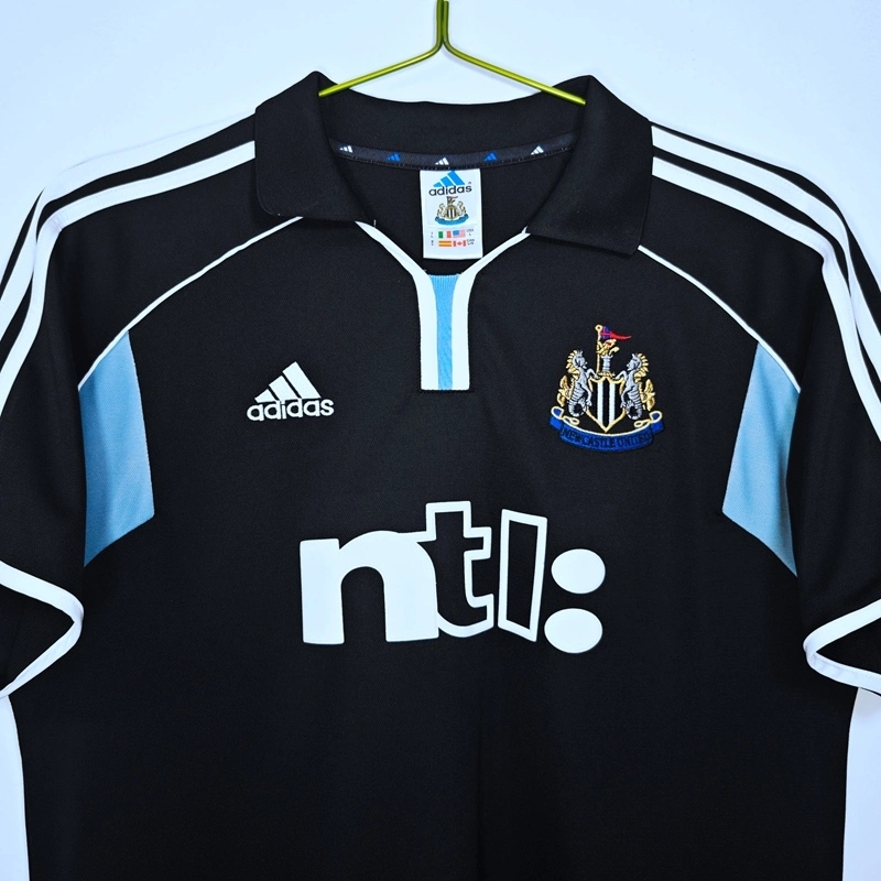 2000-01 NEWCASTLE AWAY