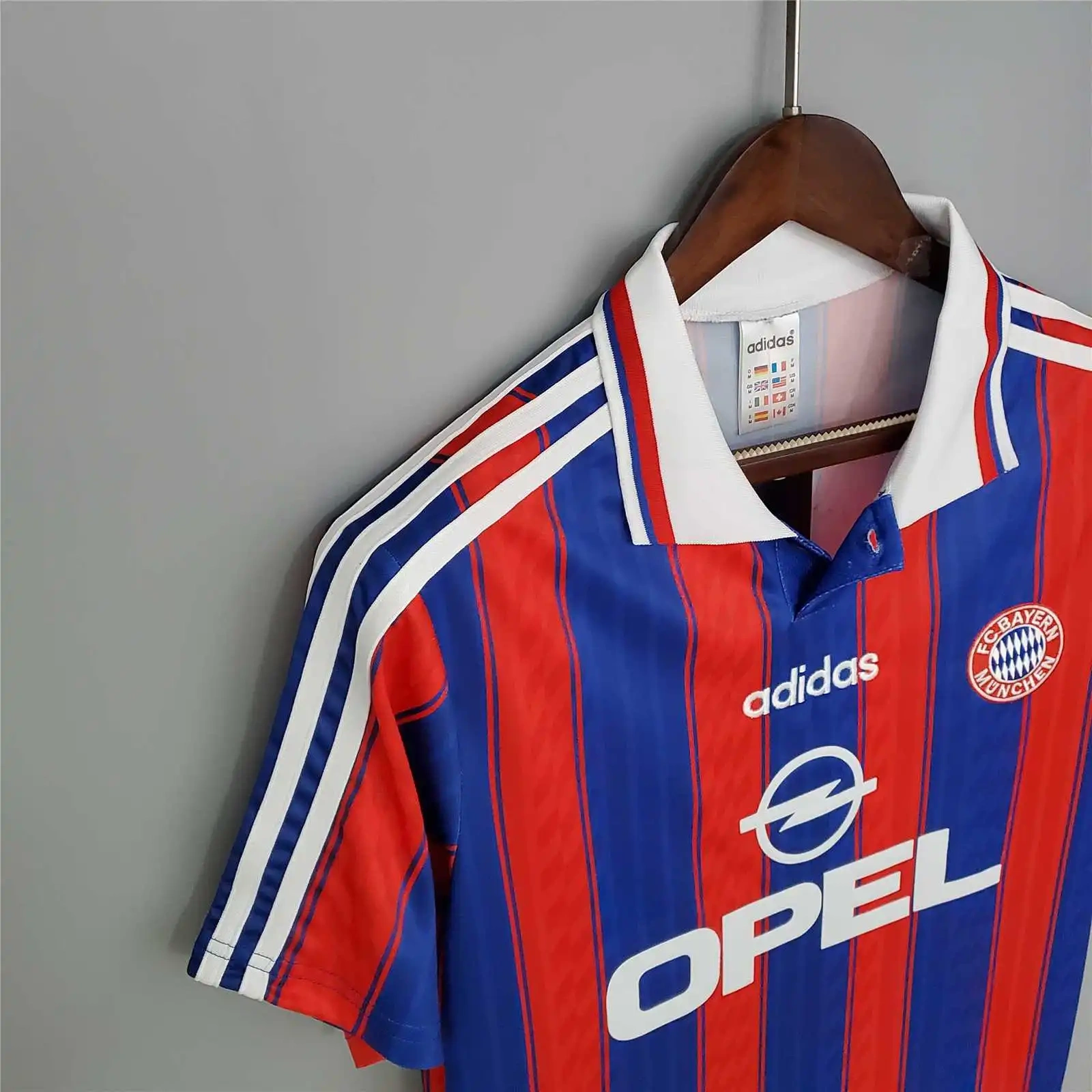 1995-97 BAYERN MUNICH HOME