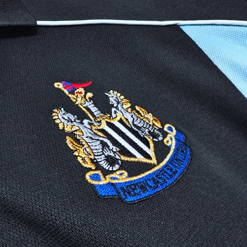 2000-01 NEWCASTLE AWAY