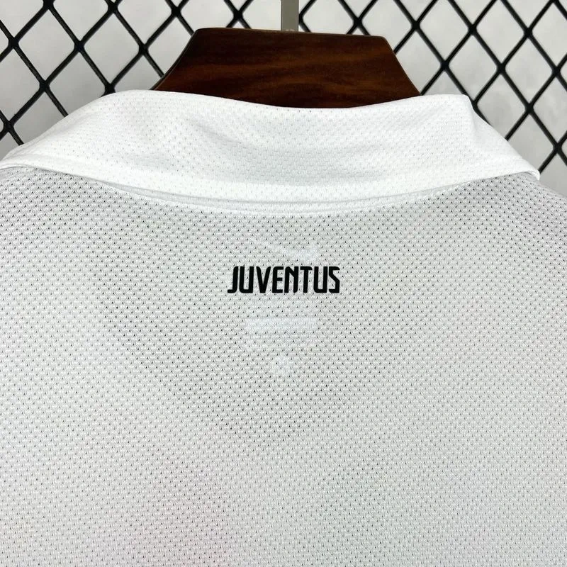 2010-11 JUVENTUS AWAY