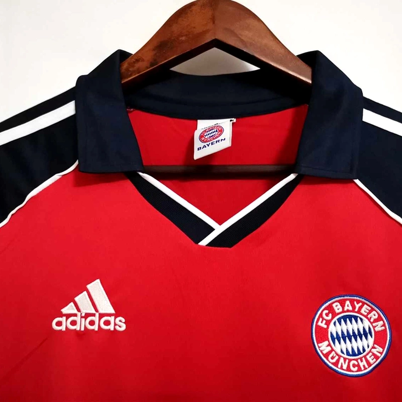 1999-01 BAYERN MUNICH HOME