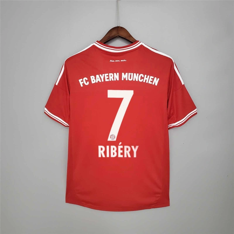2013-14 BAYERN MUNICH HOME