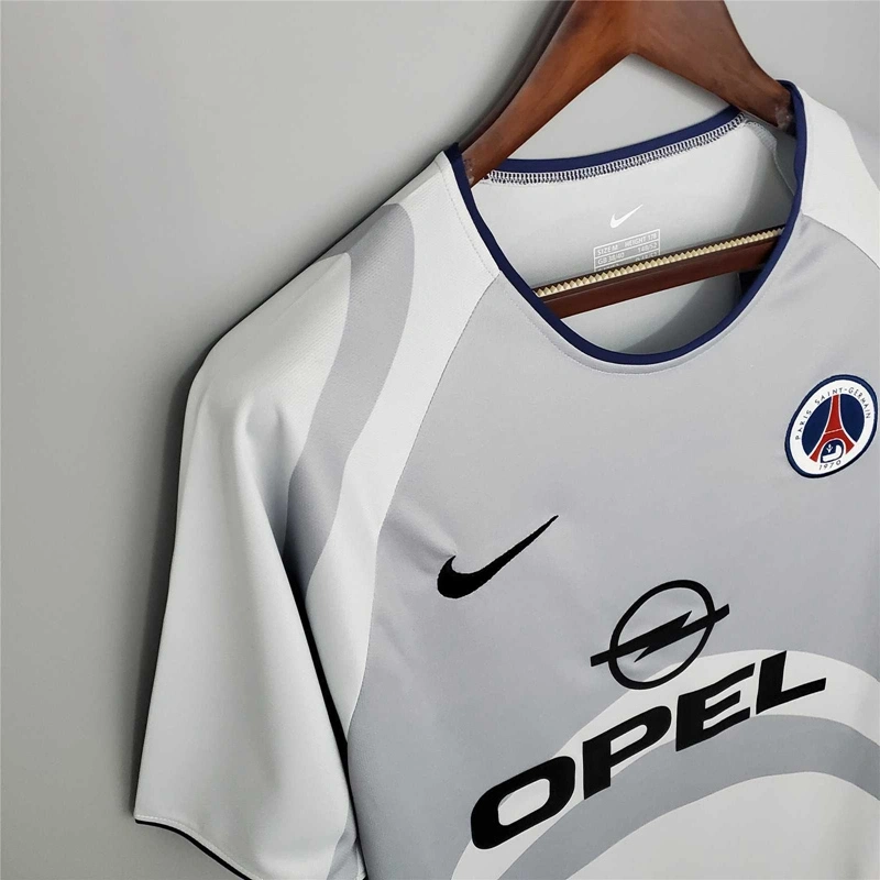 2001-02 PSG AWAY