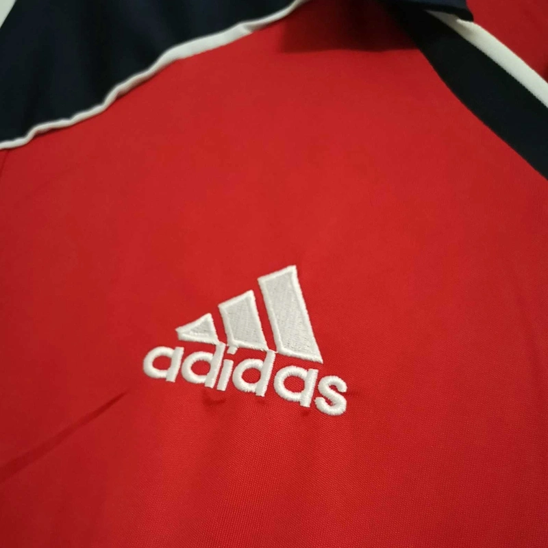 1999-01 BAYERN MUNICH HOME