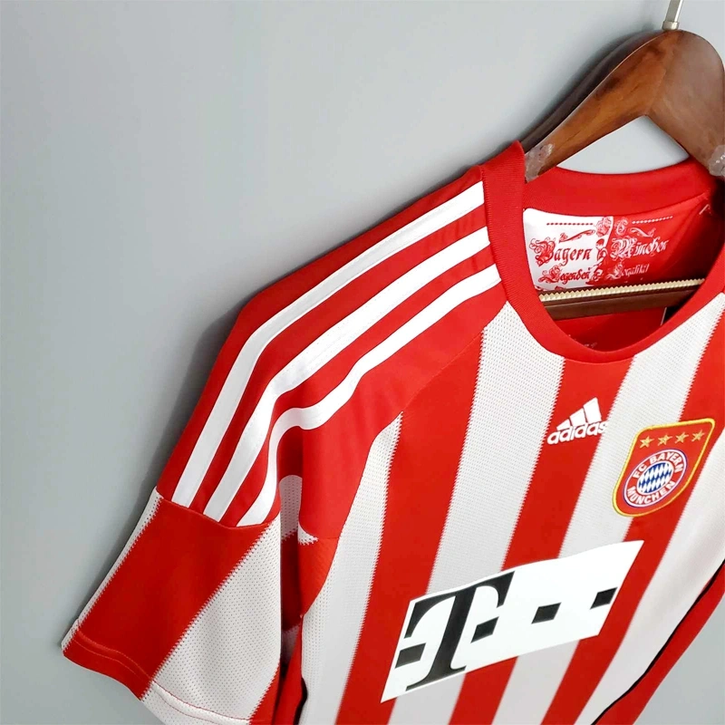 2010-11 BAYERN MUNICH HOME