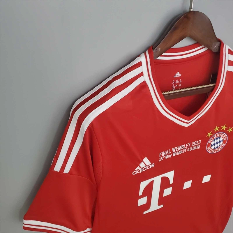 2013-14 BAYERN MUNICH HOME