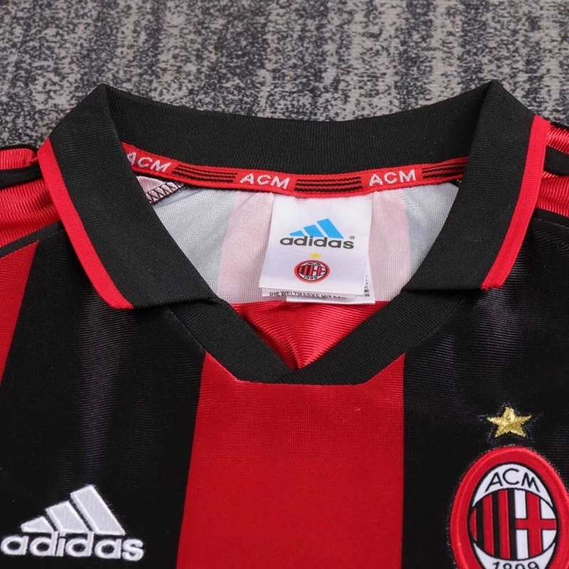 1998-99 AC MILAN HOME KIDS KIT