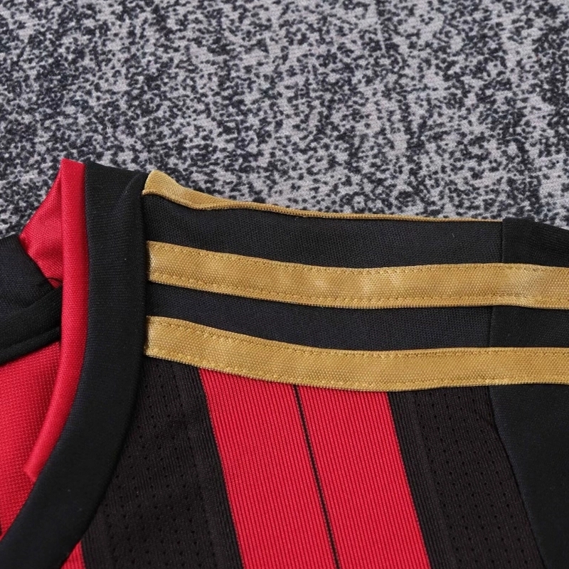 2013-14 AC MILAN HOME KIDS KIT