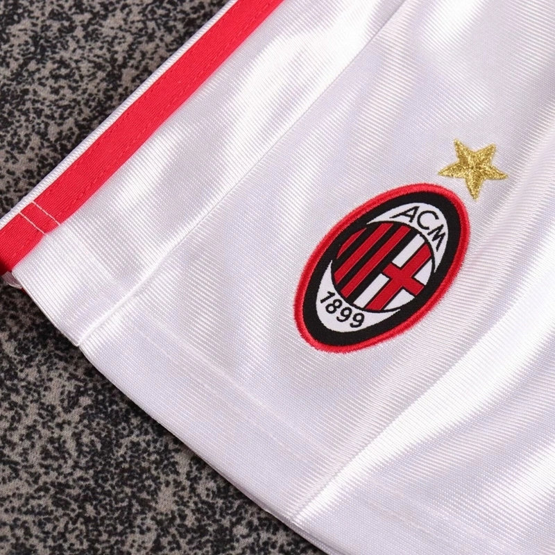 1998-99 AC MILAN HOME KIDS KIT