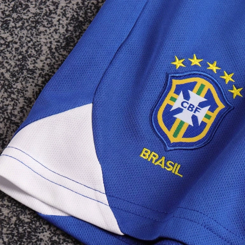 2004 BRAZIL HOME KIDS KIT