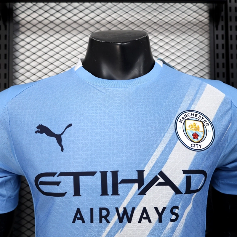 25-26 MANCHESTER CITY HOME PLAYER VERSION