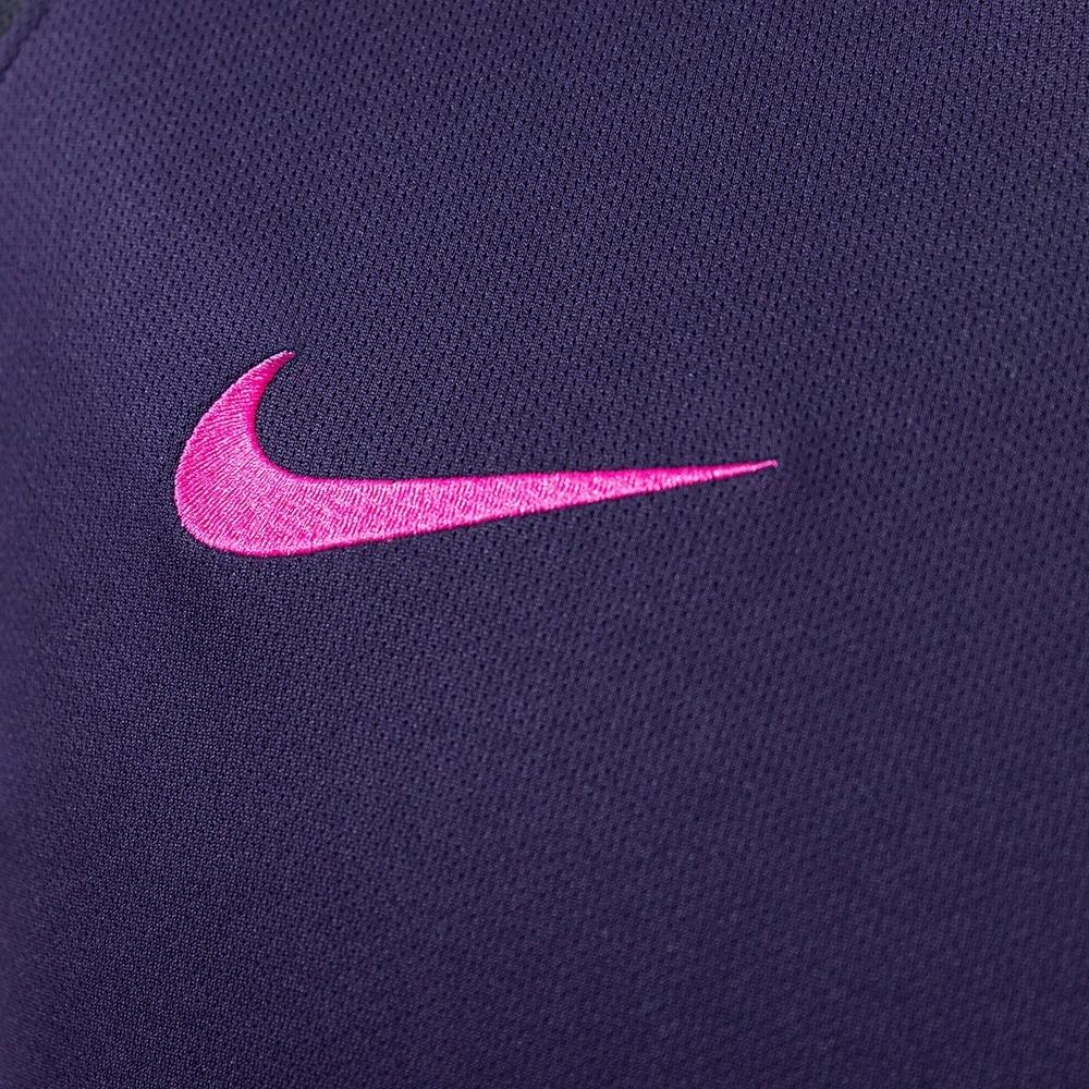 2016-17 BARCELONA AWAY