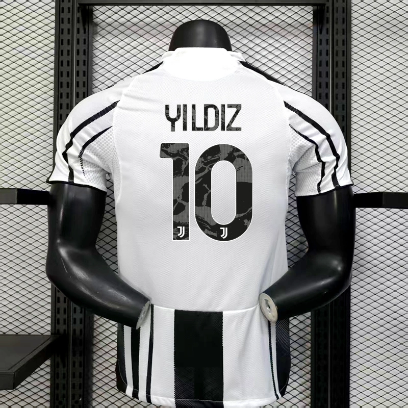 2025-26 JUVENTUS HOME PLAYER VERSION