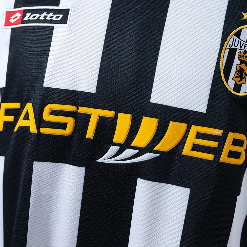 2001-02 JUVENTUS HOME