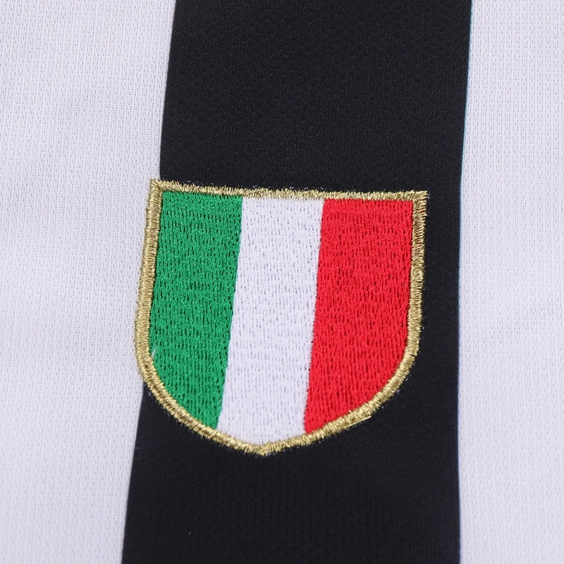 2002-03 JUVENTUS HOME KIDS KIT