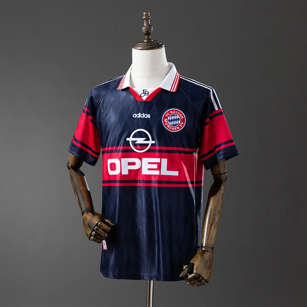 1997-98 BAYERN MÜNCHEN HOME