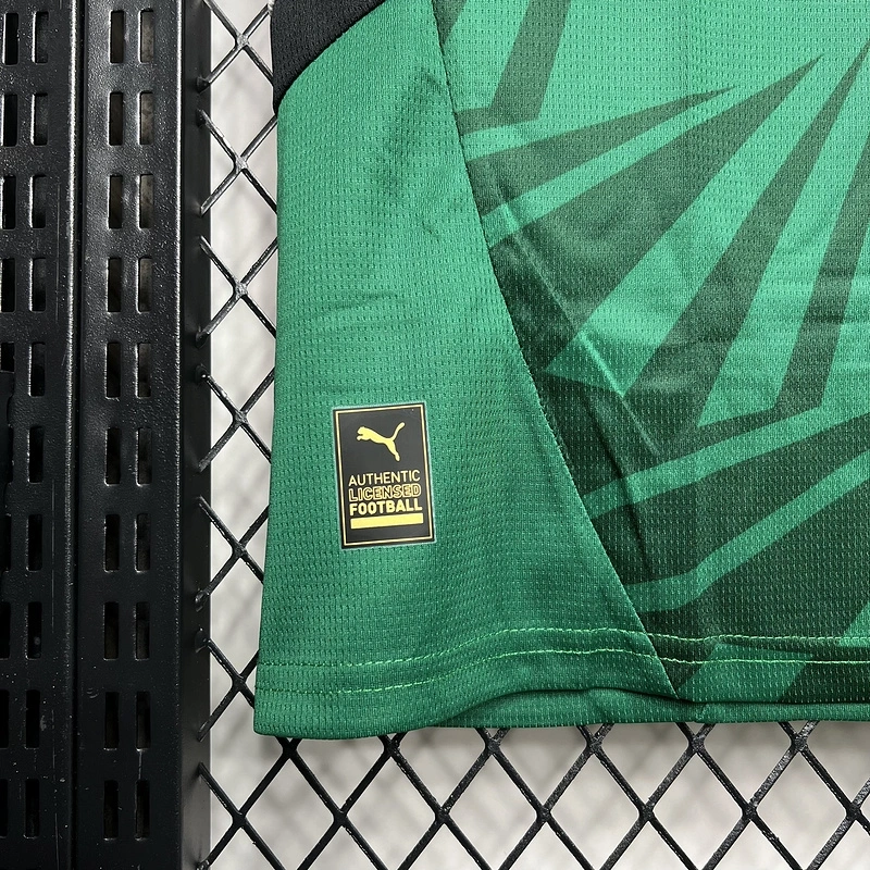 24-25 BORUSSIA MONCHENGLADBACH AWAY