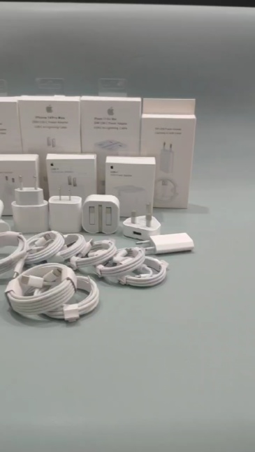 Apple PD 20w charger, original quality, 1:1 compatible with iPhone 11 12 13 14 15 16 charger