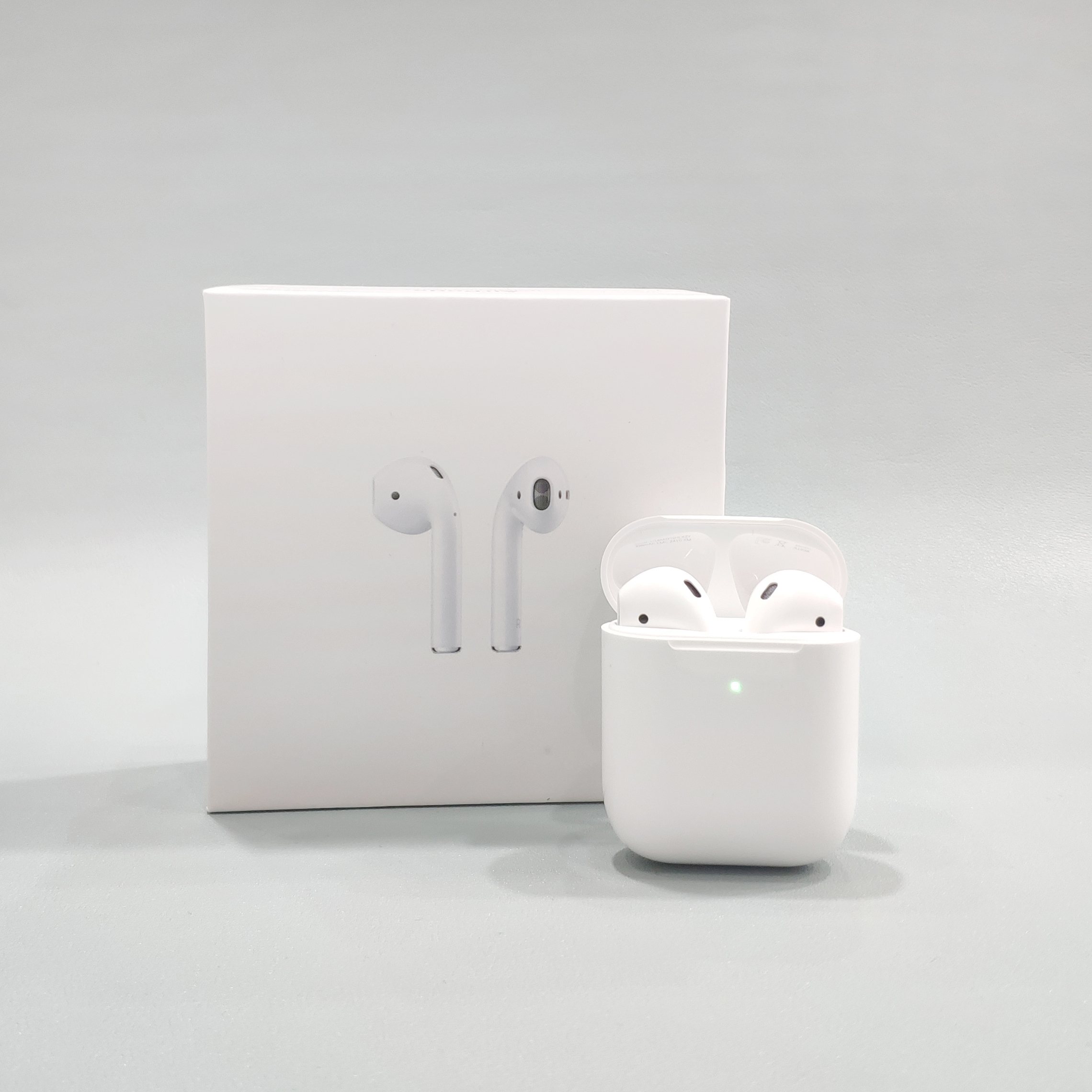 Apple headphones  AirPods2  AirPods3 AirPods4  AirPods pro2