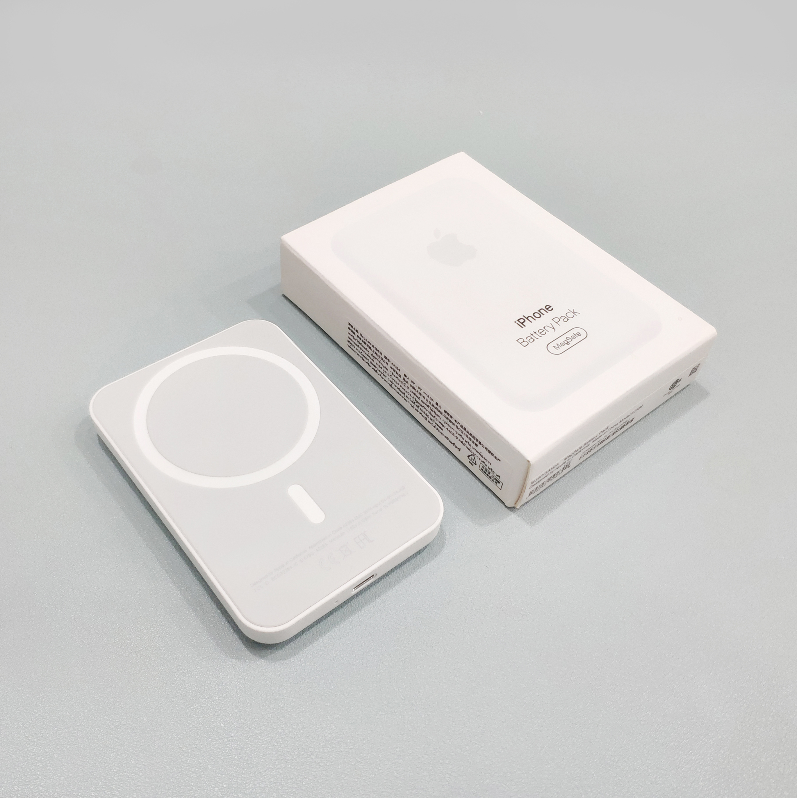 Apple battery wireless mobile power for iPhone 12 13 14 15 16 promax