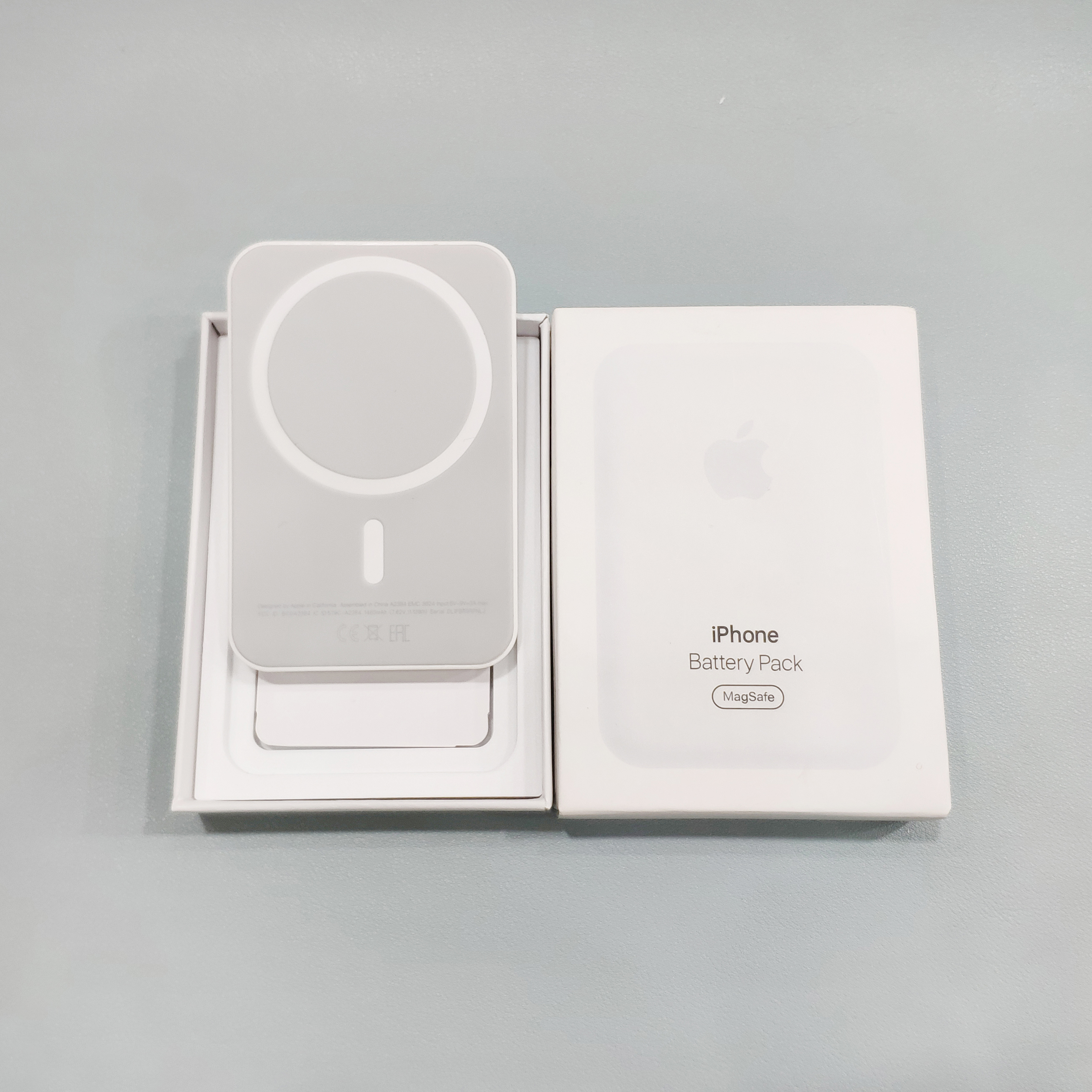 Apple battery wireless mobile power for iPhone 12 13 14 15 16 promax