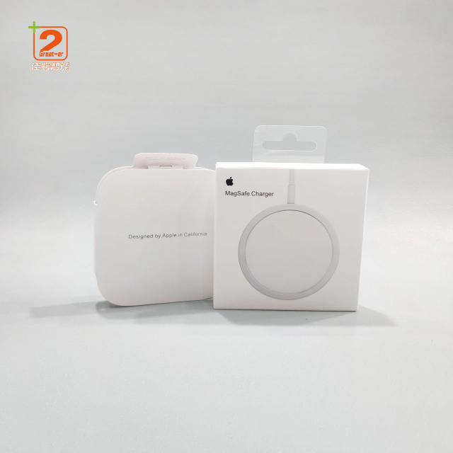 Shop Wireless Charger for Fast Charge 15W magnetic wireless charger new