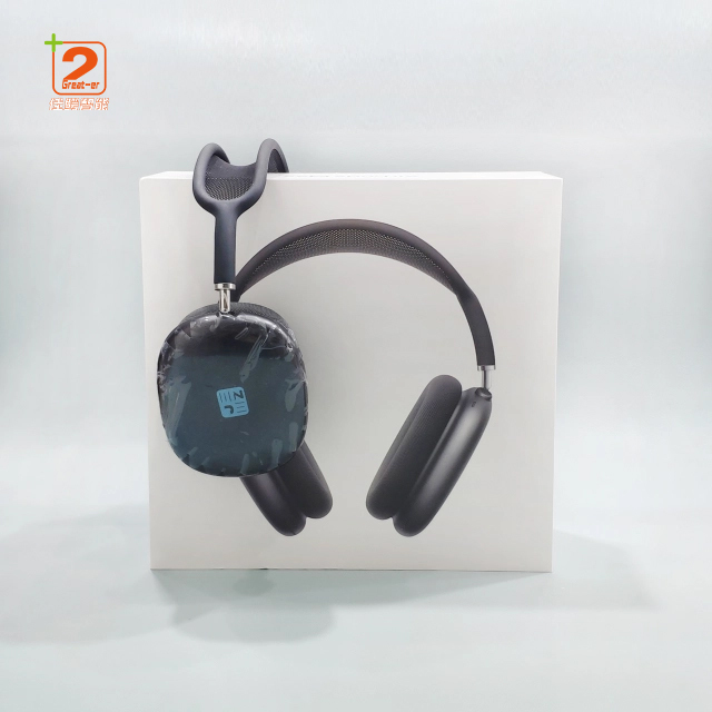 AirPods Max True Noise Reduction 1st