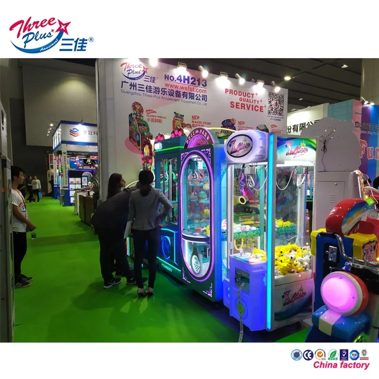 Hot Sale Amusement Park Coin-operated Child Crazy Toy 2 Crane Claw Vending Gift Machine Game
