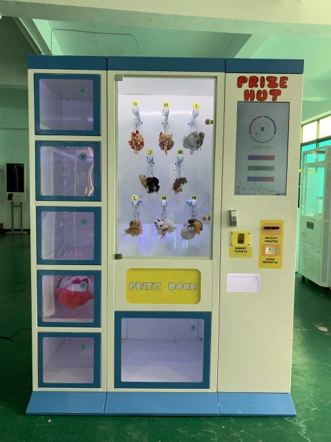 Shopping Mall Luxury Vending Machine Prize Showcase High Quality Vending Machine for Gifts