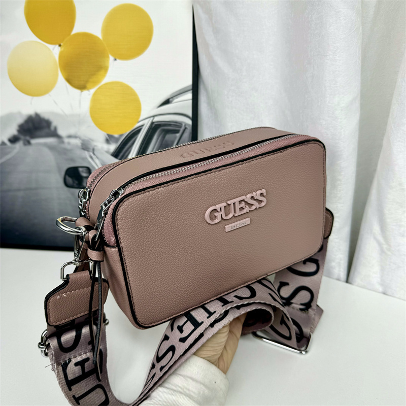 GS 999132 D