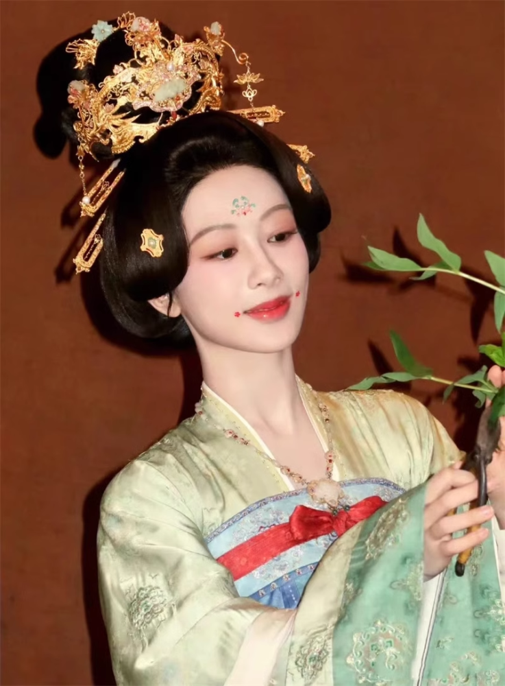 Ancient Chinese Bride Groom Wedding Hanfu for Hot Drama Flourished Peony Guo Se Fang hua Male Female Wedding Dress Delicate Costume w Hair Accessories Hat