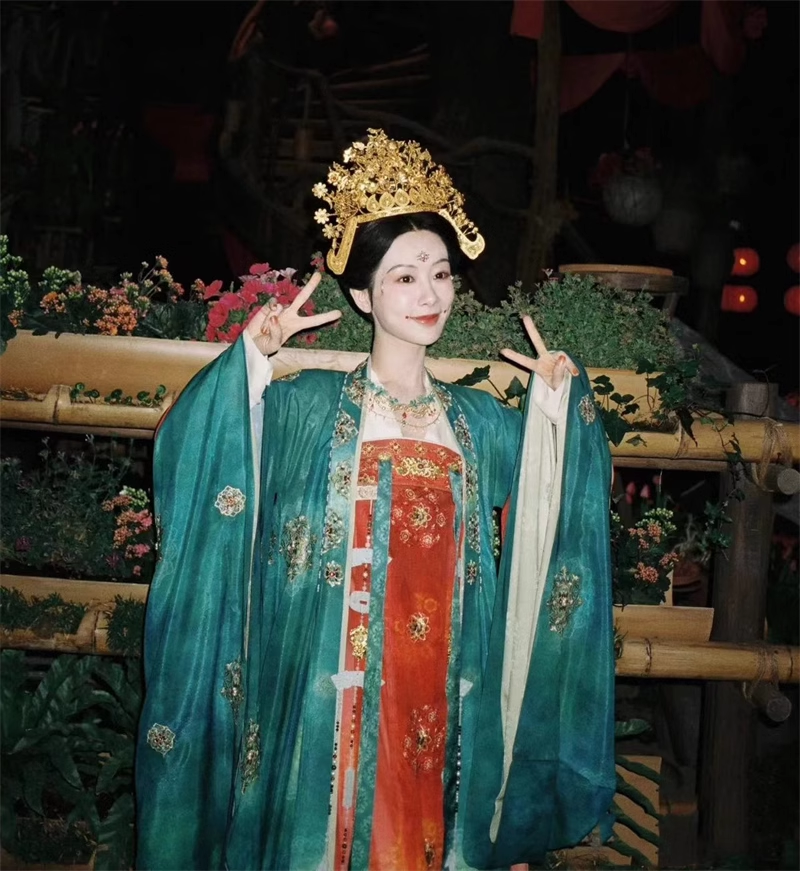 Ancient Chinese Bride Groom Wedding Hanfu for Hot Drama Flourished Peony Guo Se Fang hua Male Female Wedding Dress Delicate Costume w Hair Accessories Hat