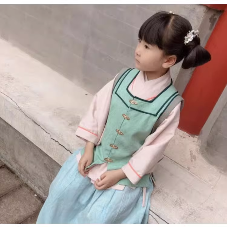 Historical Drama Ming Dynasty Emperor Costume Royal Yellow Dragon Robe Embroidered Hanfu Long Gown for King and Prince Zhu Di Multi Color Single-sided and Double-sided Embroidery Male Wear