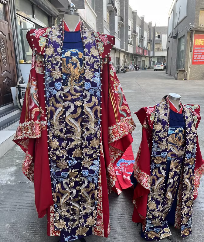 Big Historical Drama Ming Dynasty Actress Sun Ruowei Empress Costume Exquisite Embroidered Queen Hanfu with Long Tail Multi-designs Hand Beading
