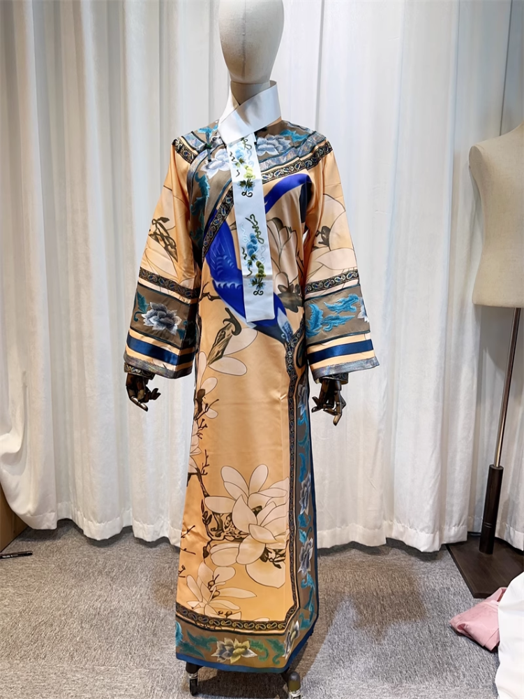 Customized High Quality Original Design Women Costume for Qing Dynasty Princess Female Hanfu Drama Legend of Zhen Huan Delicate Embroidered A Grade Material Dress Performance Wear Photography Collection