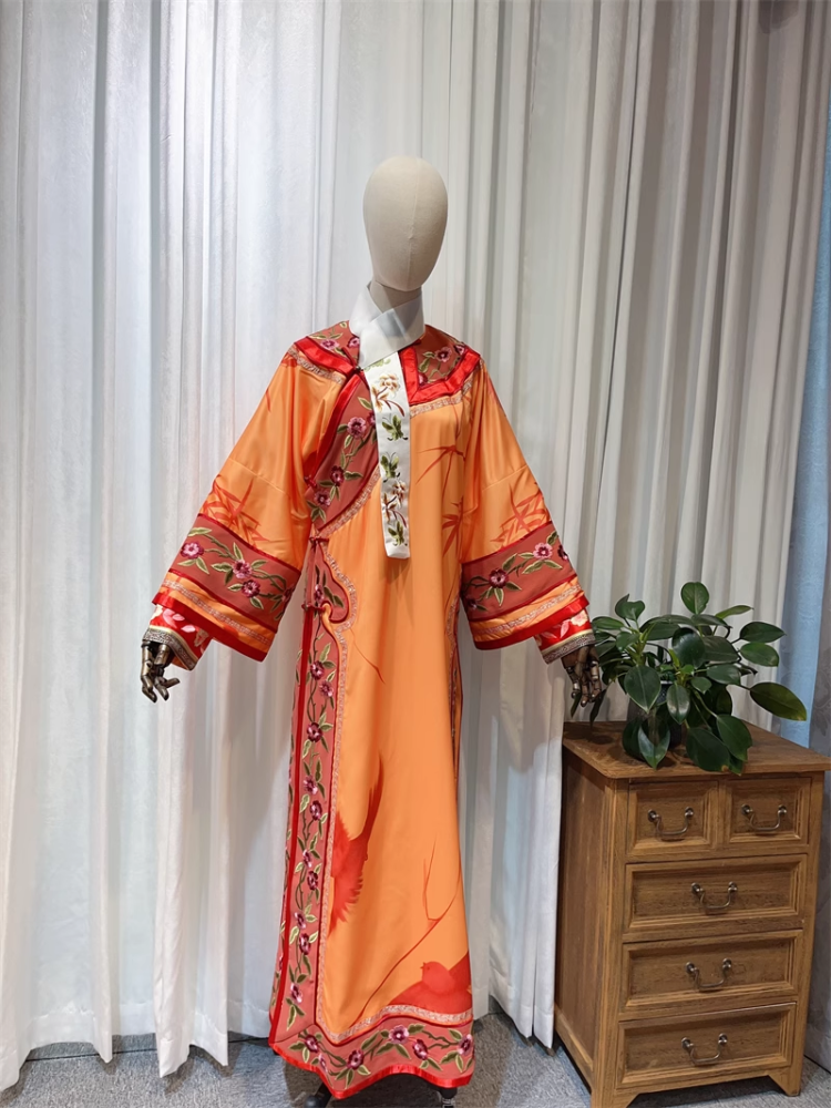 Customized High Quality Original Design Women Costume for Qing Dynasty Princess Female Hanfu Drama Legend of Zhen Huan Delicate Embroidered A Grade Material Dress Performance Wear Photography Collection