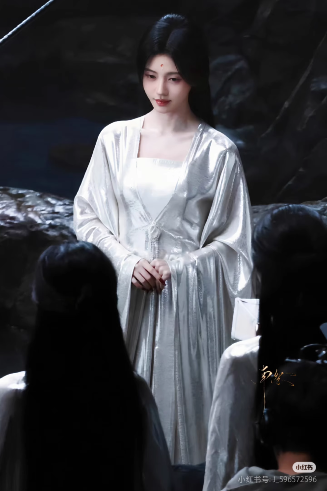 Guo JingMing New Drama Veil of Shadows Beautiful Women Fairy Costume Aesthetic Female Hanfu Delicate Embroidery Super High Quality Cloth Material Super Fairy Design Dress Performance Photography Super Pretty
