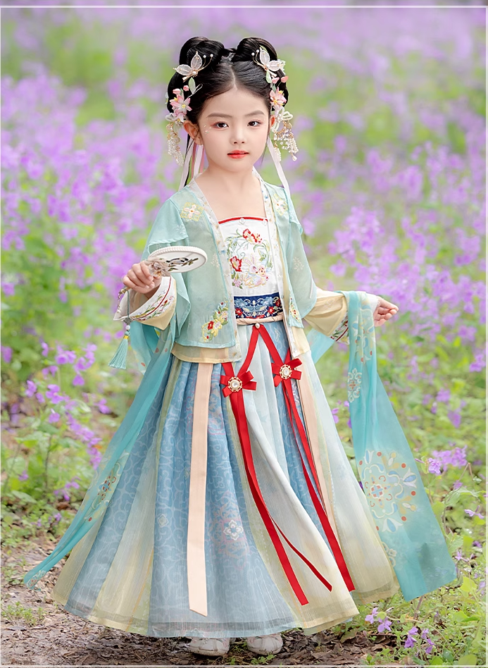 Actress Ling Miaomiao Cute Girl's Hanfu Lolita Cosplay Costume for New Drama Yong Ye Xing He Love Game in Eastern Fantasy Embroidery Performance Costume Female Dress